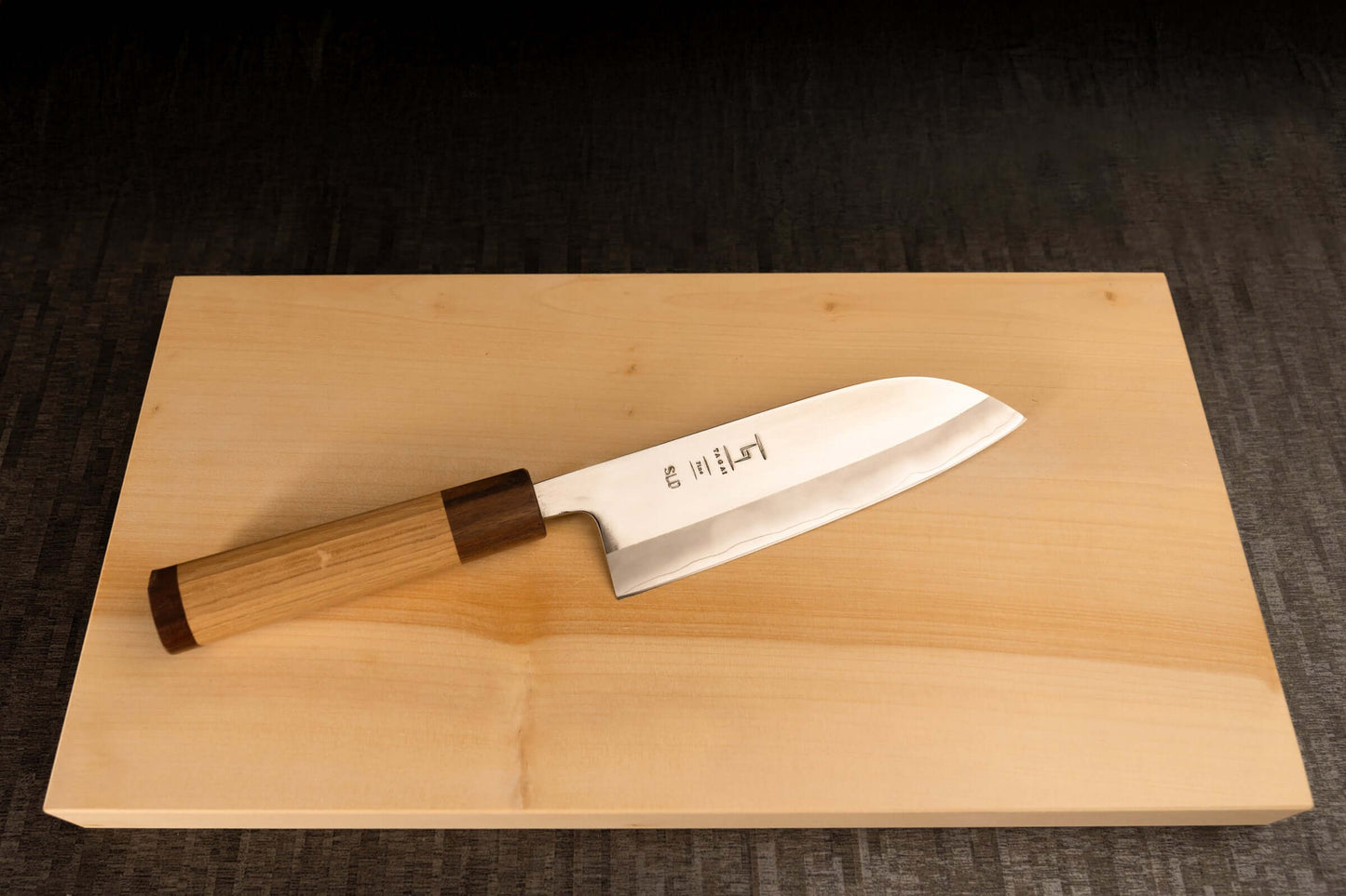 Santoku Knife 165mm (6.5") – Hitachi SLD+SUS – Oak & Rare Wood Handle