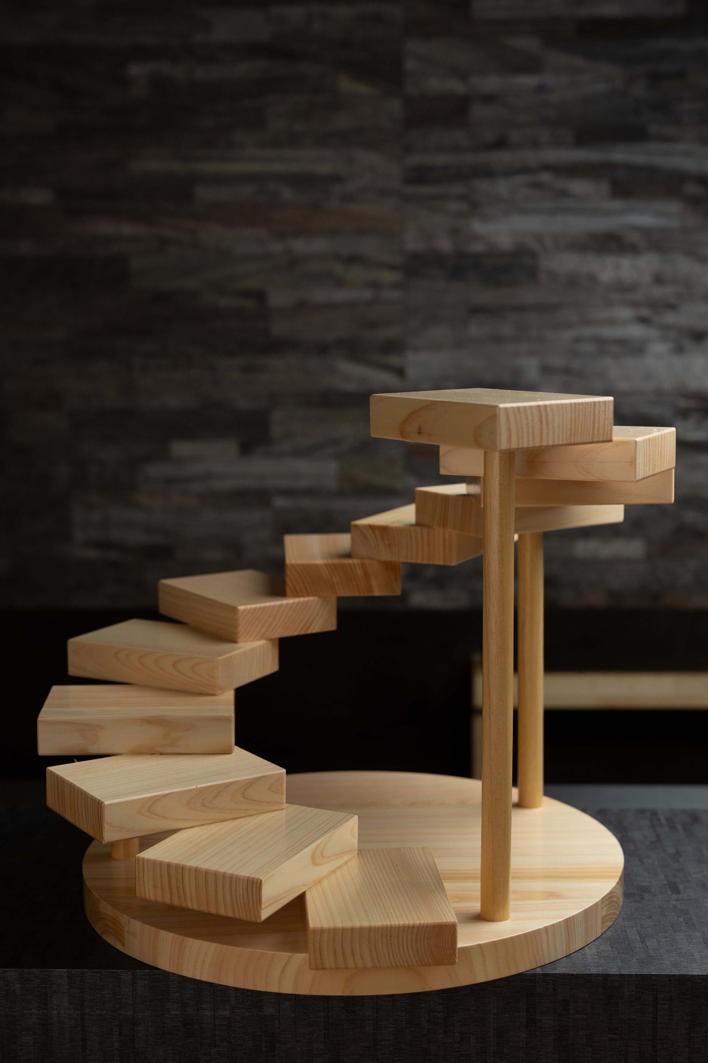 Support décoratif japonais en bois