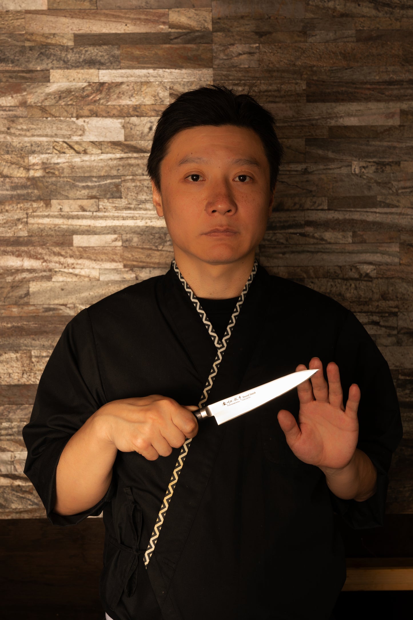 Petty Knife 150mm (5.9") – AUS-8 – Black Pakka Wood Handle