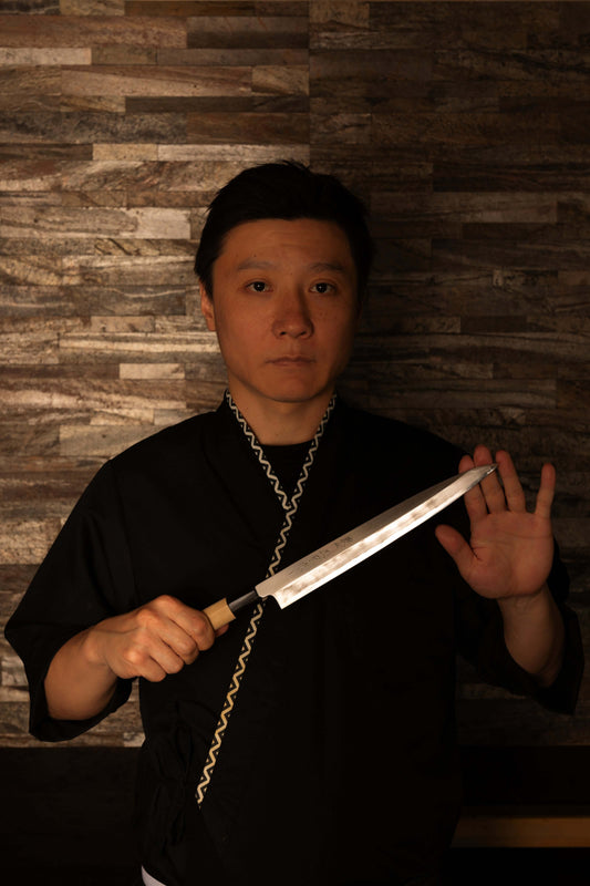 Cuchillo de chef 210 mm (8,3") – Damasco AUS-10 – Fabricado en Seki, Japón